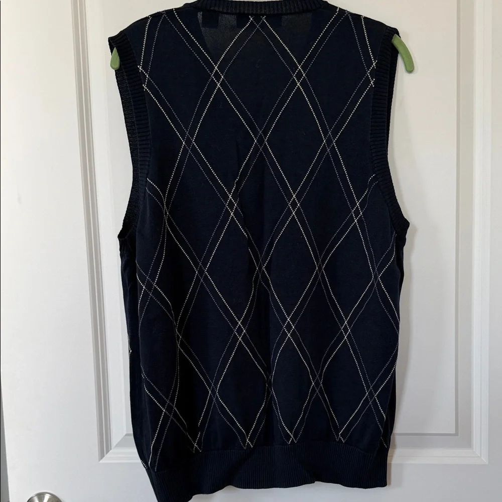 Bobby Jones Men's Navy Argyle V-Neck Sweater Vest - Picture 4 of 5